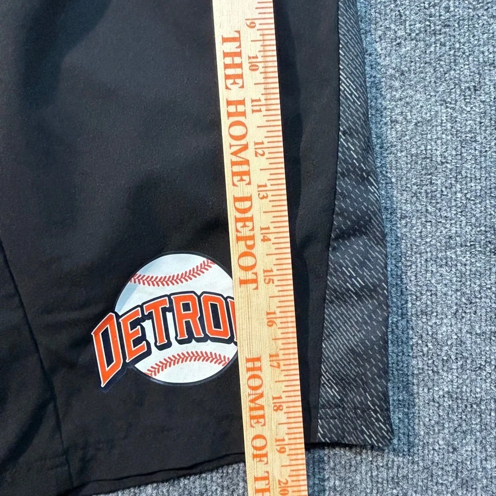 Zubaz Detroit Baseball Shorts Mens Large Black Athletic Training Gym Shorts L